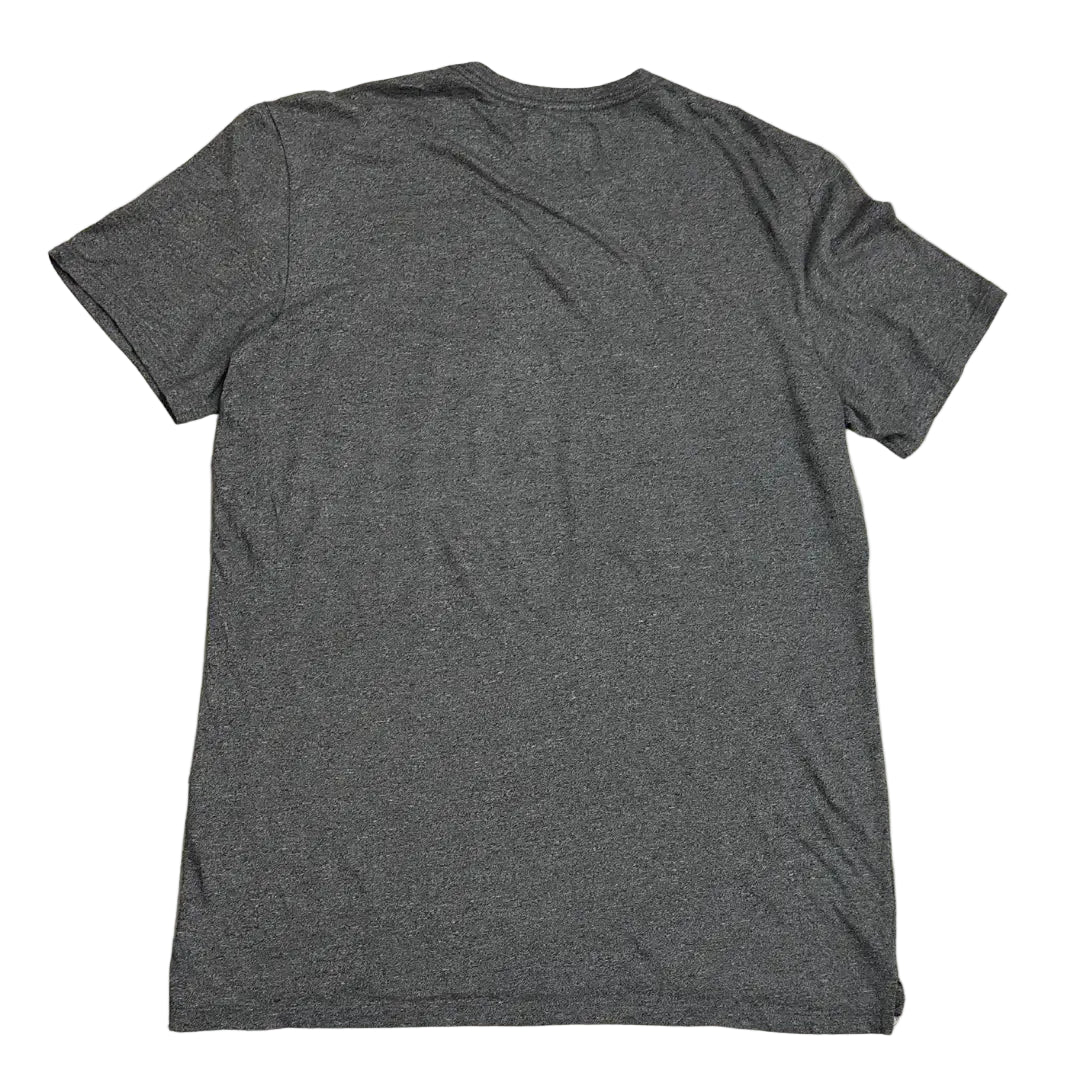 🎨 On The Byas Pattern Pocket Tee – Grey