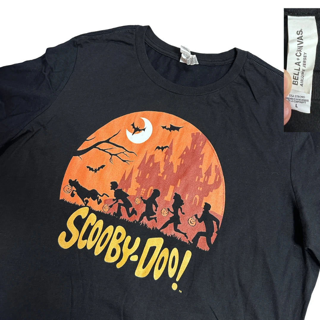 🎃 Vintage Cartoon Graphic Tee by Bella + Canvas featuring Scooby-Doo(L)