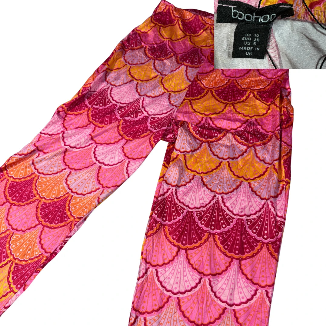 Boohoo® Pink Flared Pants Patterned-S
