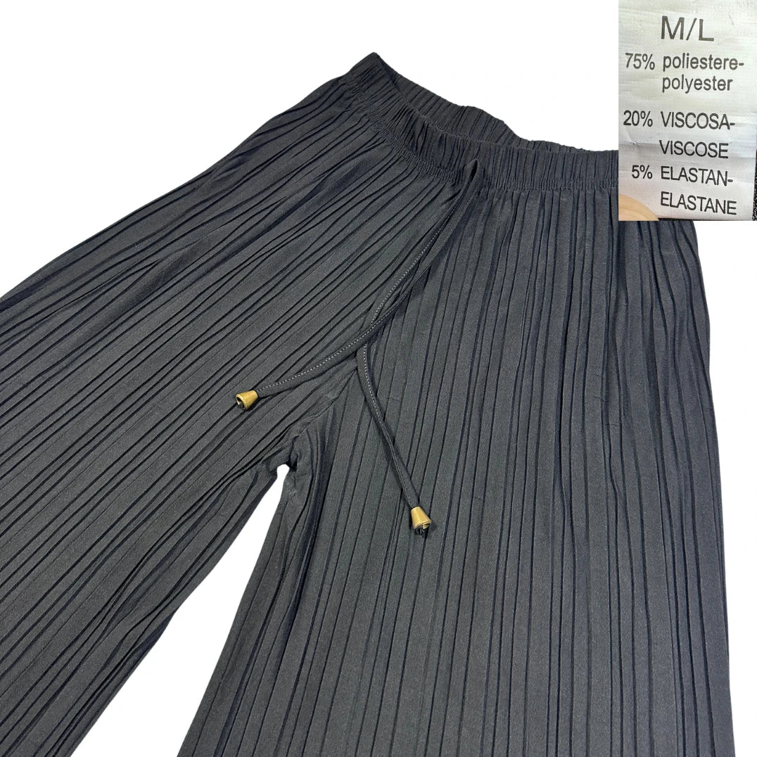 Unbranded Black Pleated Wide Leg Pants-M