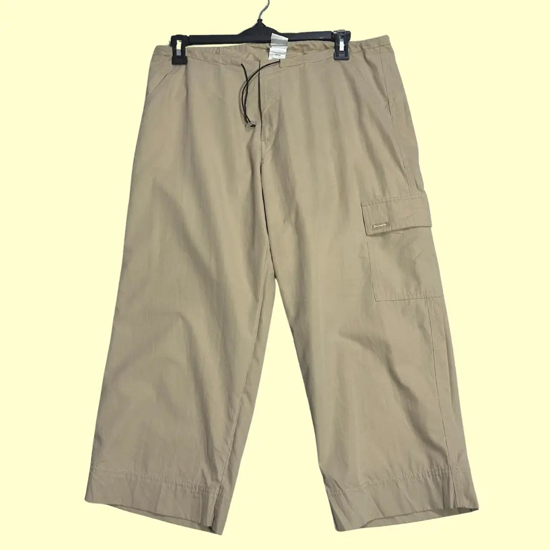 🪶 Champion Beige Cargo Crop Pants