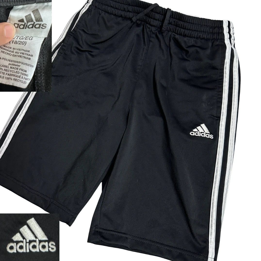 Adidas® Black Classic 3-Stripes Shorts 🖤(S)