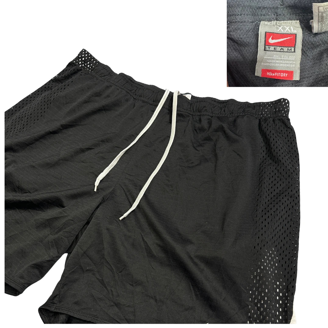 Nike® Black Mesh Panel Athletic Shorts(2XL)