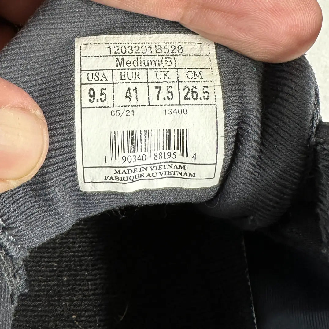 Brooks Adrenaline GTS 21 – Men's Running Shoes (Size 9.5 US)