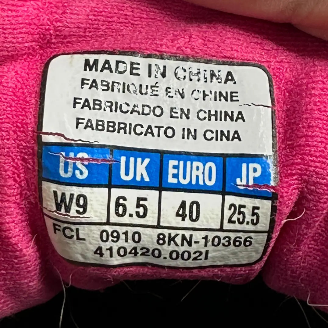 Mizuno Wave Rider Running Shoes β Silver/Pink (Original, Preloved) US 9 / EU 40