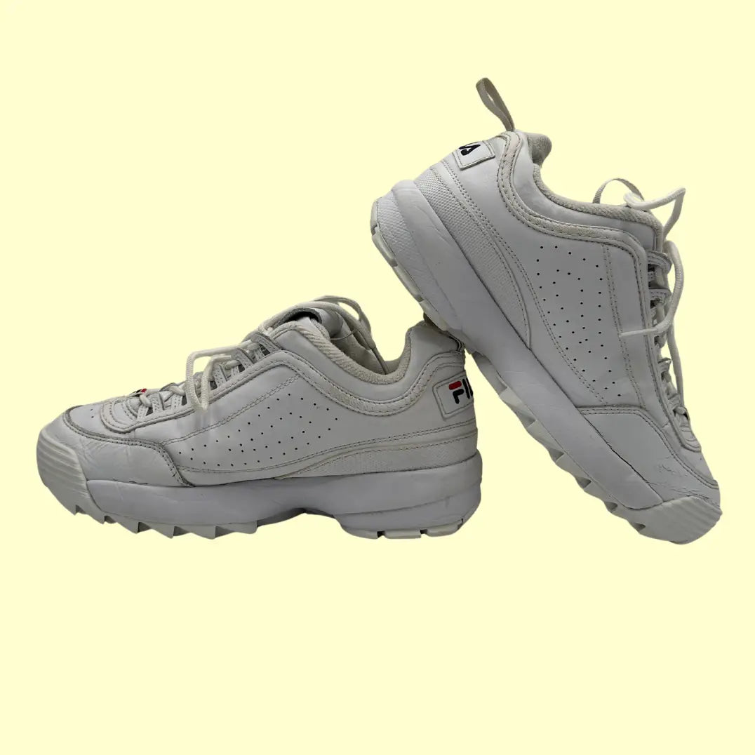 FILA Women’s Chunky Sneakers (US 7 / EUR 38)