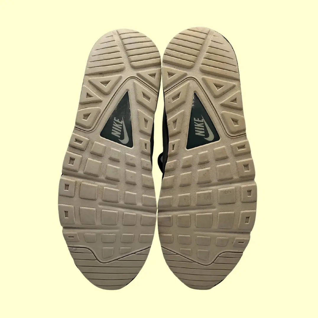 Nike Air Max 200 Black/White – Men’s US 9