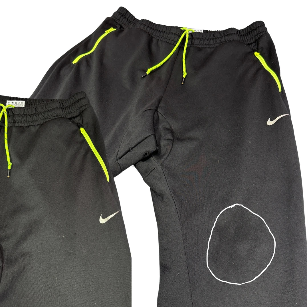 Nike® Black Track Pants Zip-XL