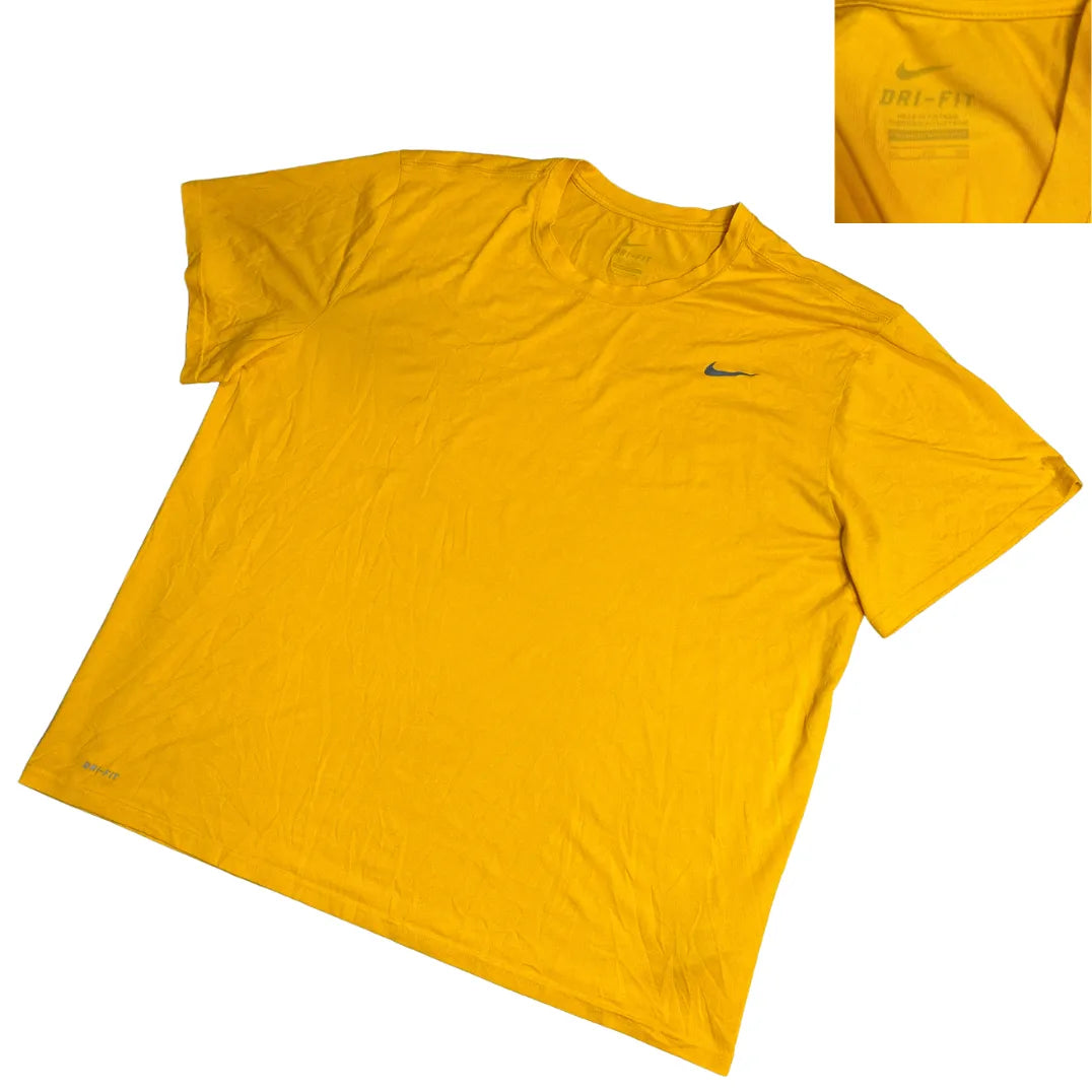Nike Dri FIT Essential Training Tee ☀️