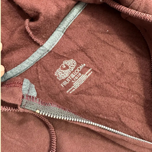 🧥 Fruit of the Loom Maroon Zip-Up Hoodie – Large