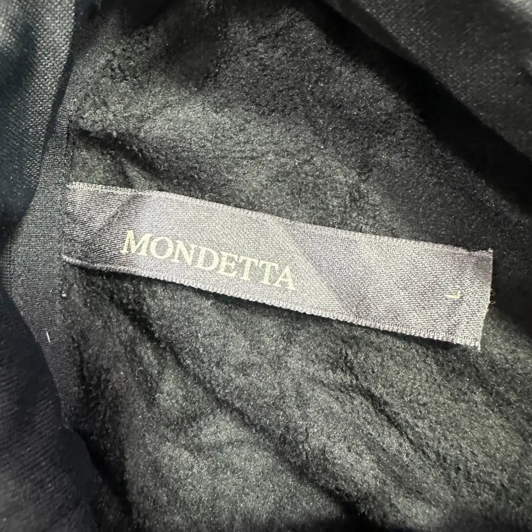 ๐ค Mondetta Black Fleece-Lined Hoodie