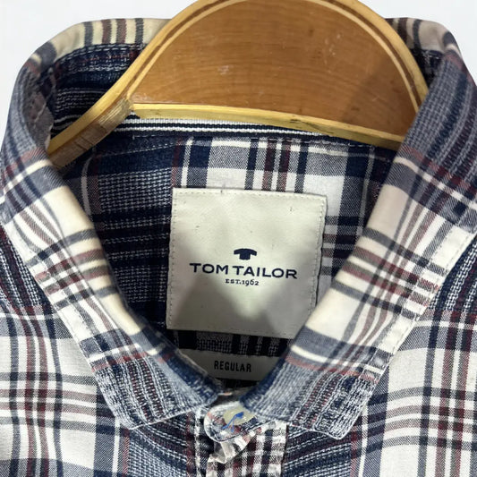 Tom Tailor.® It features a timeless plaid pattern in a versatile color