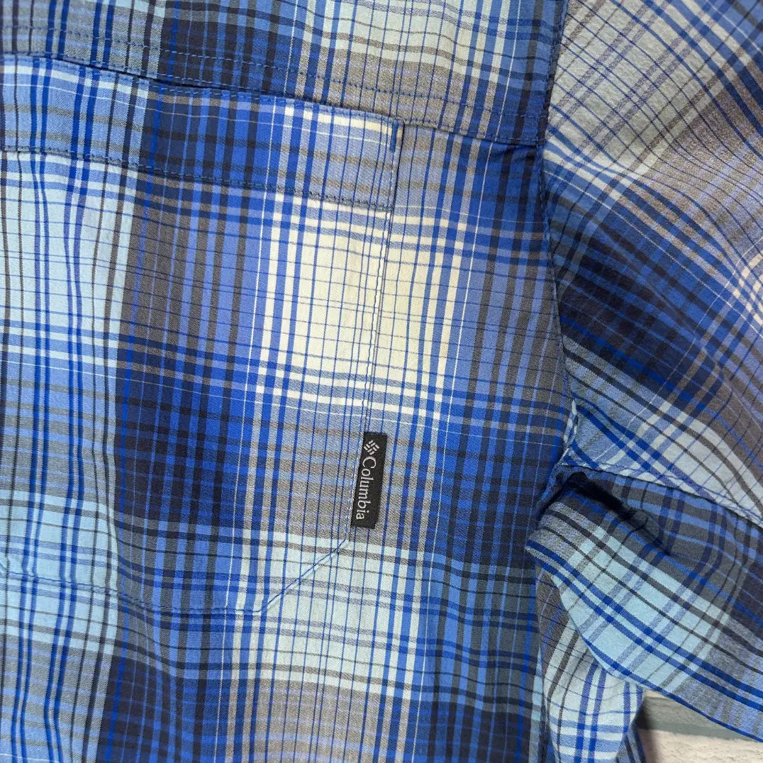 Columbia Sportswear Company® A world-renowned brand famous for its high-quality, performance-oriented apparel.