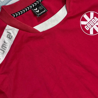 Classic Hummel red and white team jersey featuring the "GOUDΑ"