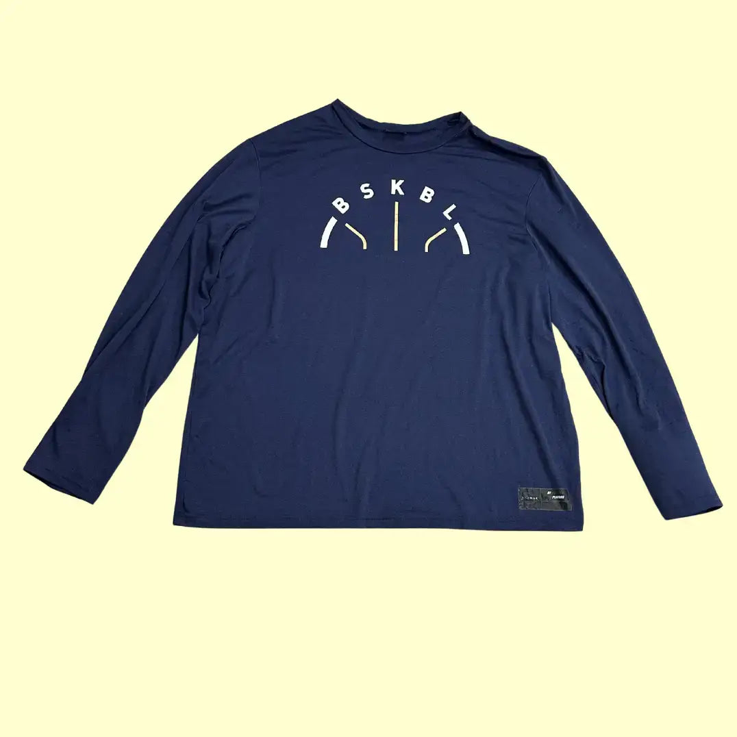 Tarmak basketball long-sleeve shirt in navy blue.