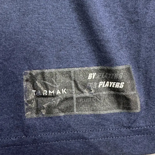 Tarmak basketball long-sleeve shirt in navy blue.