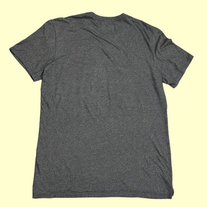 🎨 On The Byas Pattern Pocket Tee – Grey