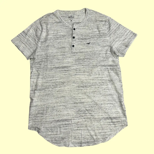 HOLLISTER Must-Have Collection Henley Tee – Light Grey (M)
