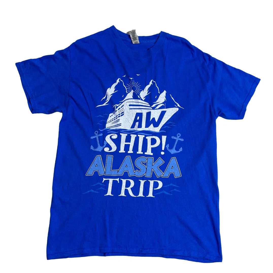 Gildan “Alaska Trip Cruise Ship” Graphic T-Shirt – Travel Theme Tee 🚢🏔️