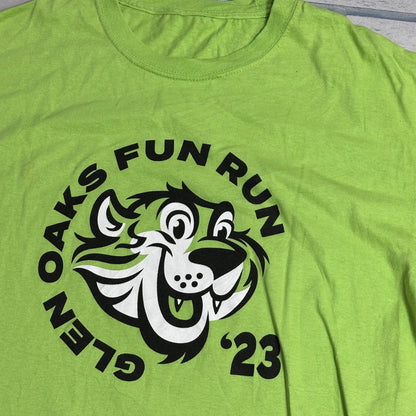 Glen Oaks Fun Run 2023 Graphic T-Shirt(L)