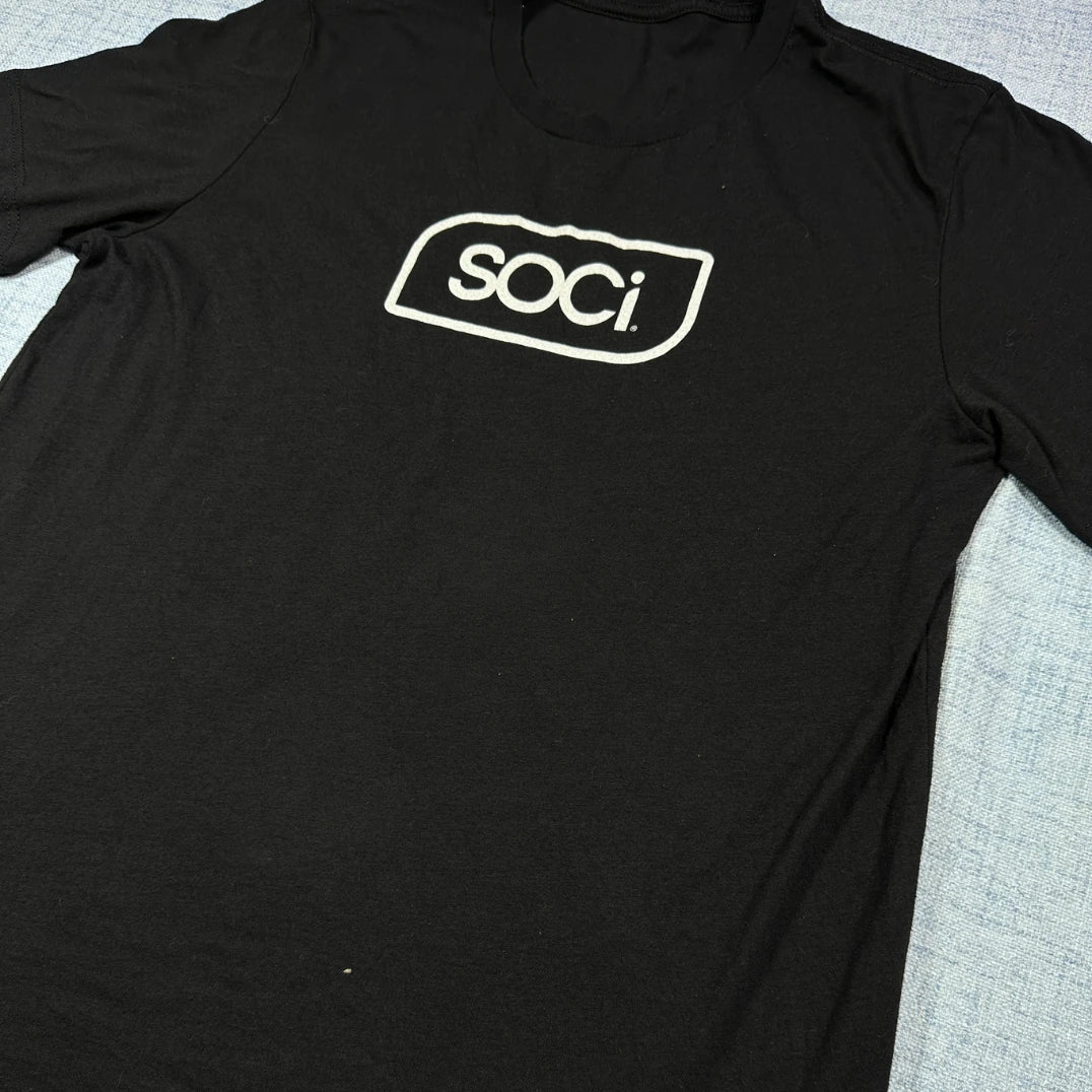 Soci Graphic Tee