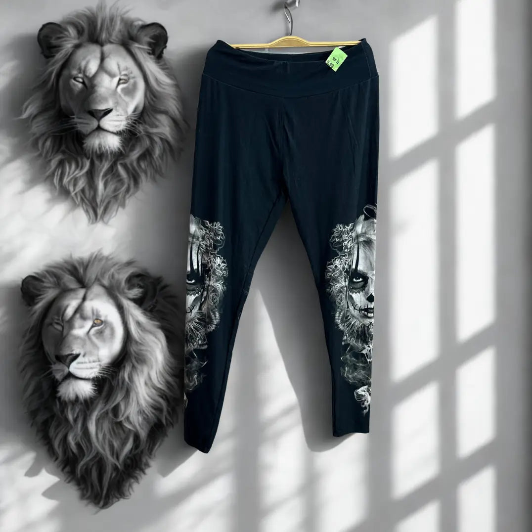 Black Leggings with Skull Print