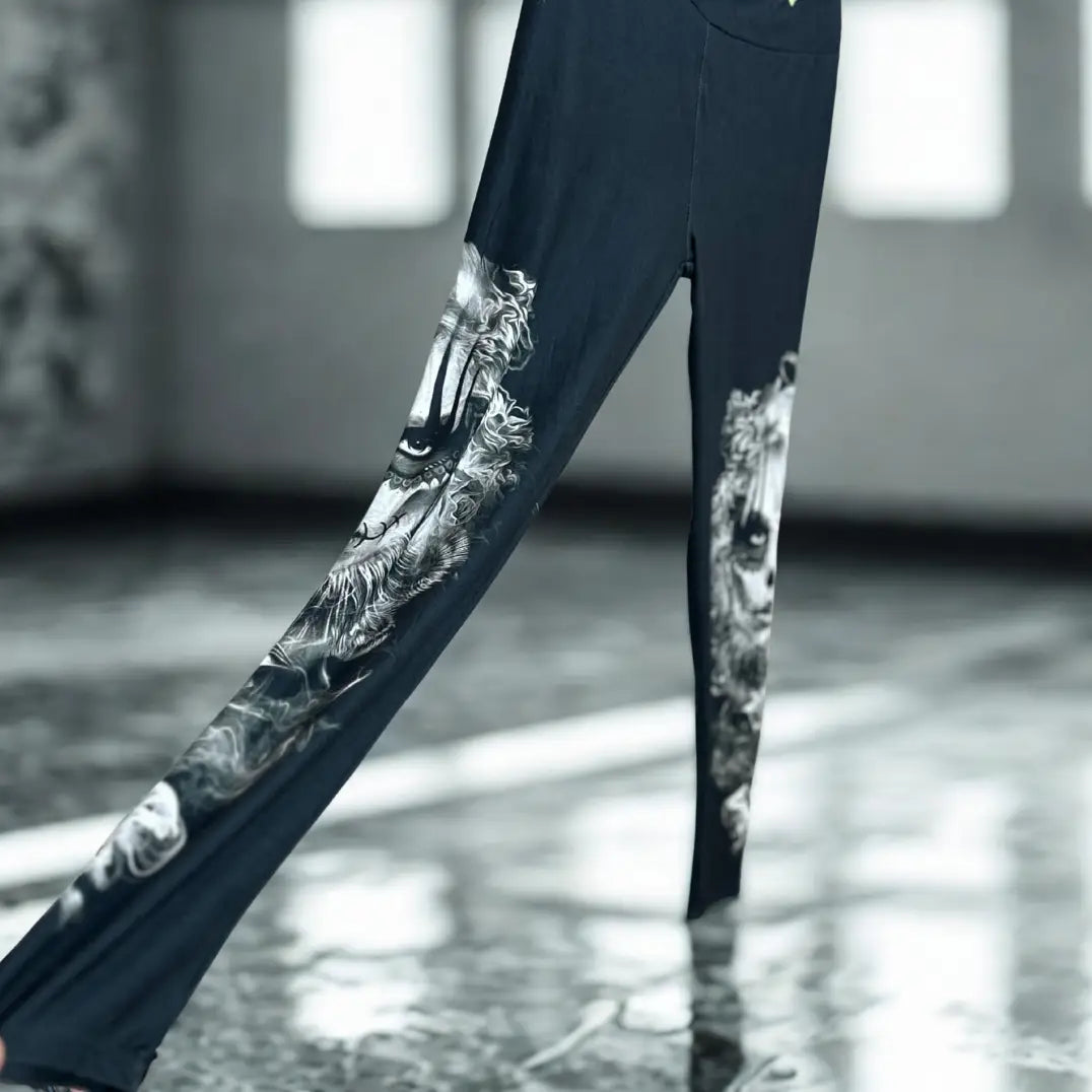 Black Leggings with Skull Print