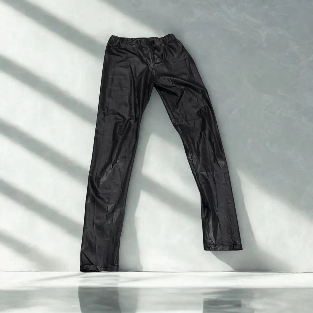 Black Faux Leather-Look Leggings (Innovative Group S.R.L.S.)