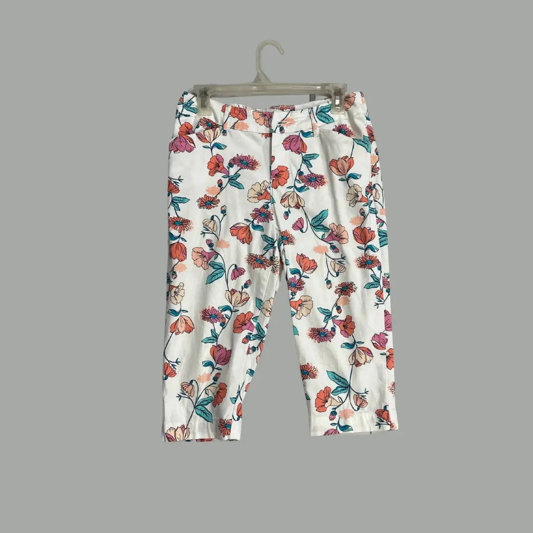 ST.JOHNS® floral capri pants