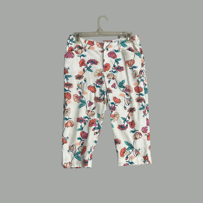 ST.JOHNS® floral capri pants
