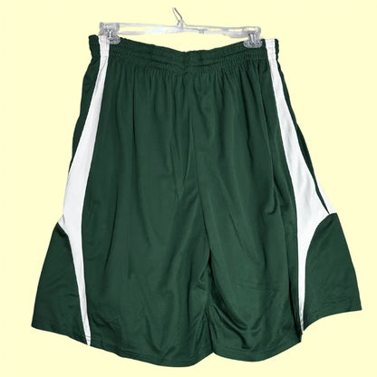 🏀 Men’s Green & White Sports Shorts – Basketball / Training Wear