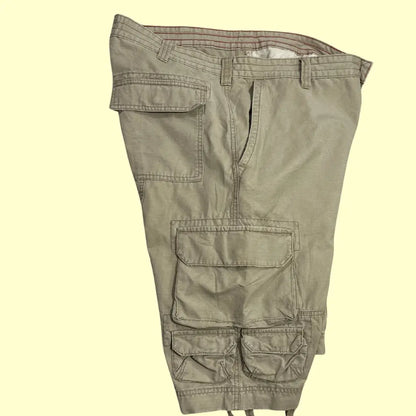 🟤 Cargo Supply Men’s Cargo Shorts – Khaki (Preloved, Waist 38)