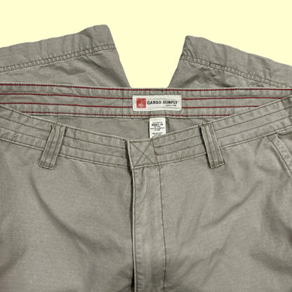 🟤 Cargo Supply Men’s Cargo Shorts – Khaki (Preloved, Waist 38)