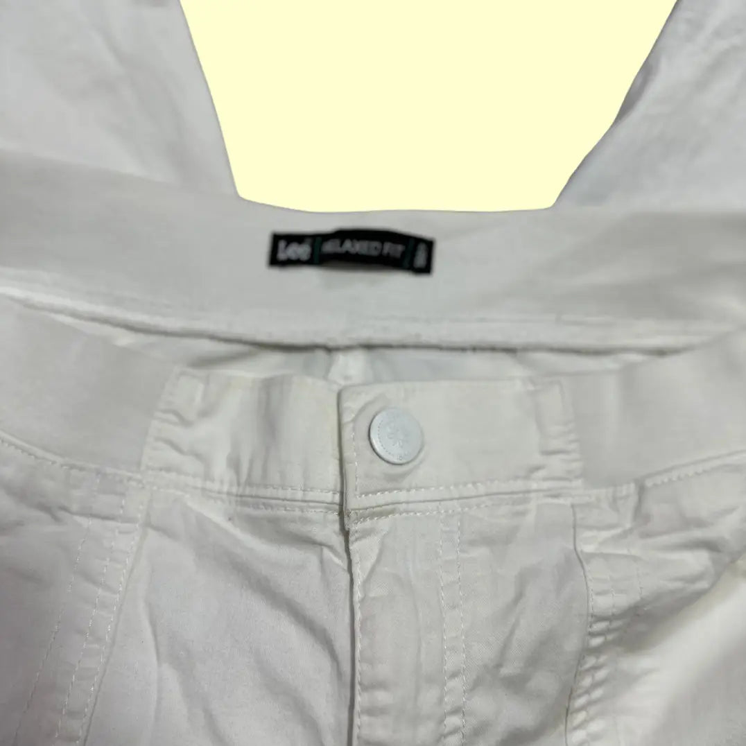 🤍 Lee® Women’s Relaxed Fit Capri Cargo Pants – White