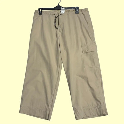 🪶 Champion Beige Cargo Crop Pants