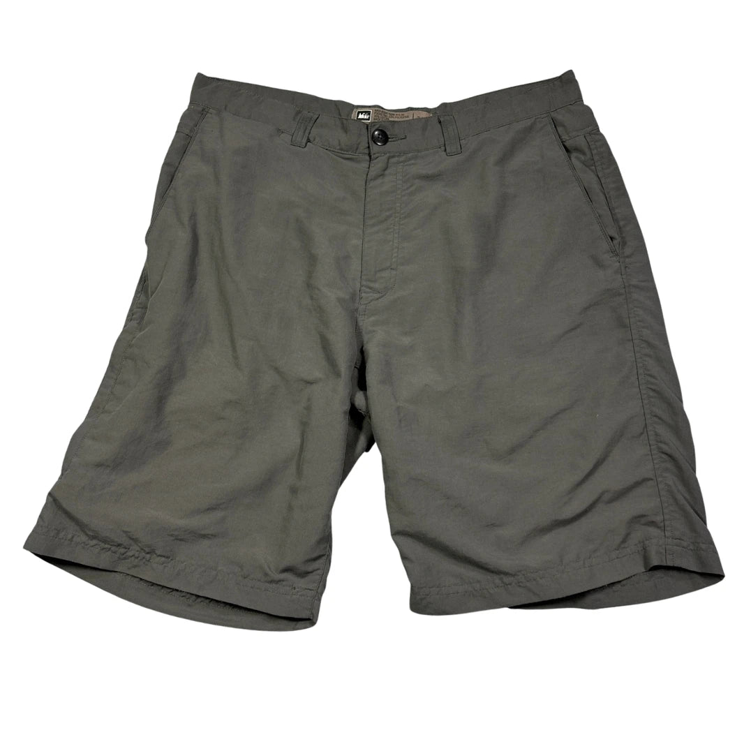 REI® Outdoor Hiking Shorts(L)