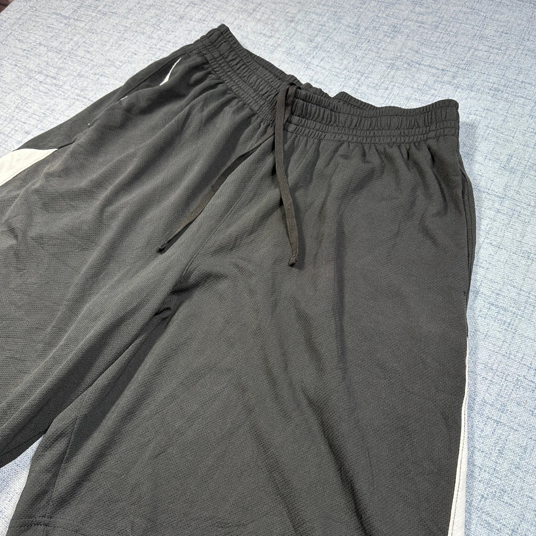 Under Armour® Black HeatGear Shorts-L