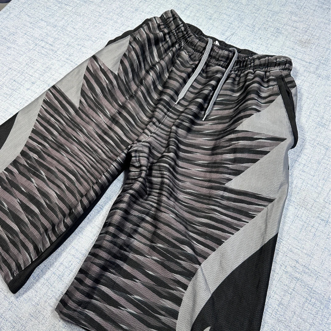 Nike® Dri-Fit Black Gray Shorts KD-L
