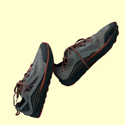 🔸 AltraTrail Running Shoes – Size US 10 (EU 42)