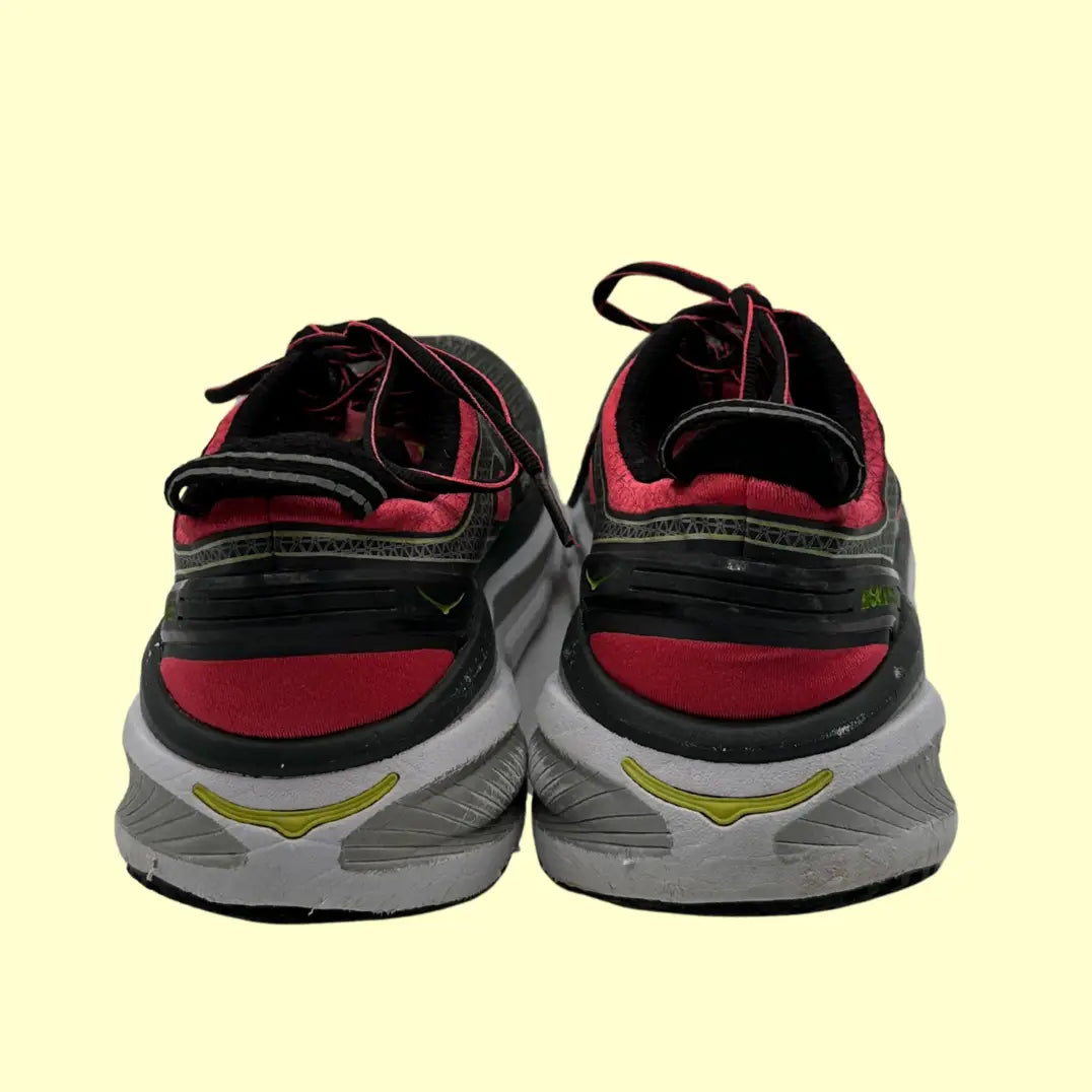 🟦 Hoka One One Bondi 4 – Size US 11 (EU 44)