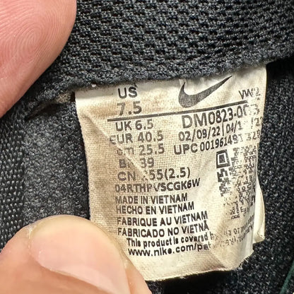 Nike Flex Experience RN 10 – Black/White (Preloved, Original) – Size US 7.5