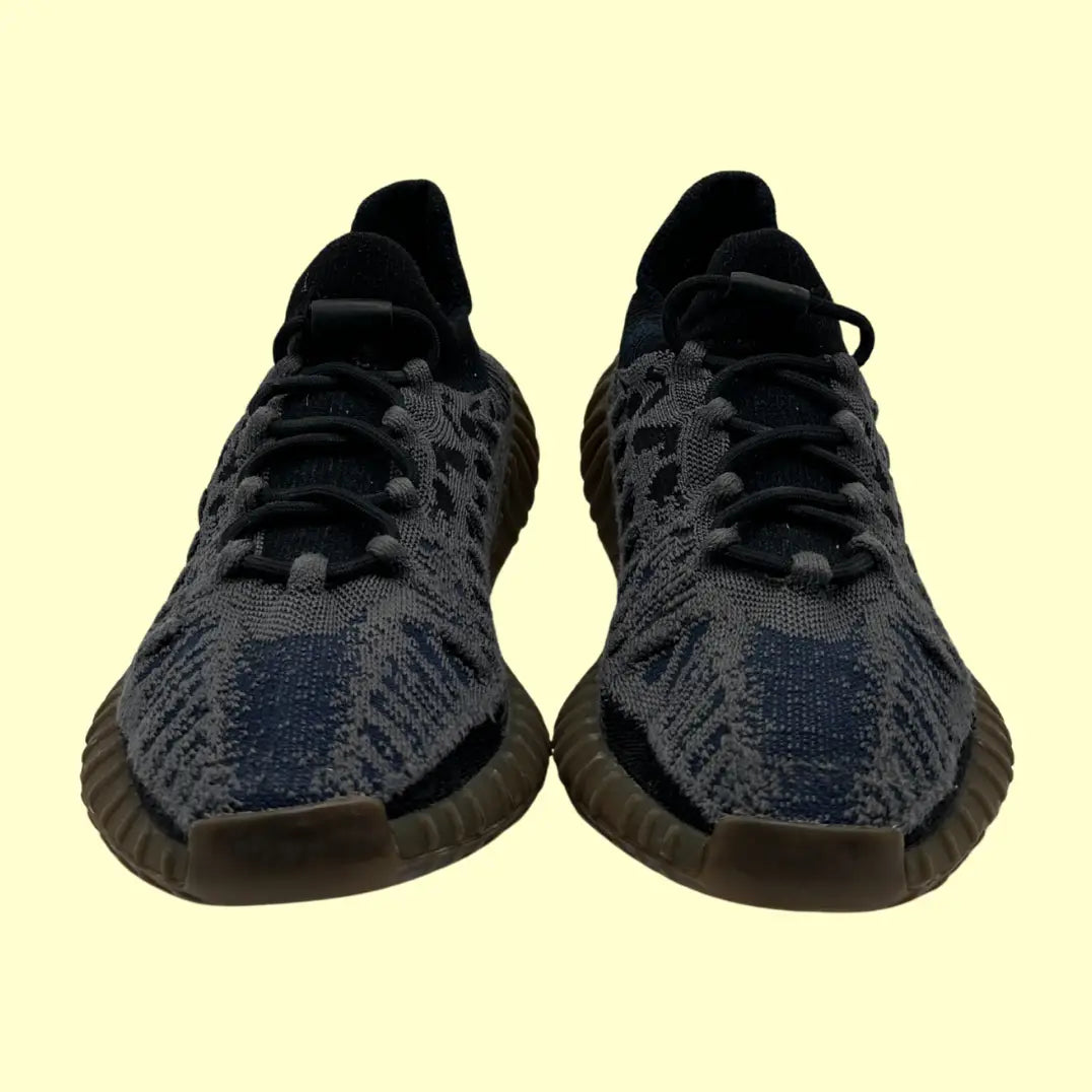 Yeezy Knit Boost Sneakers – Black/Grey (Preloved) – Comfortable & Lightweight