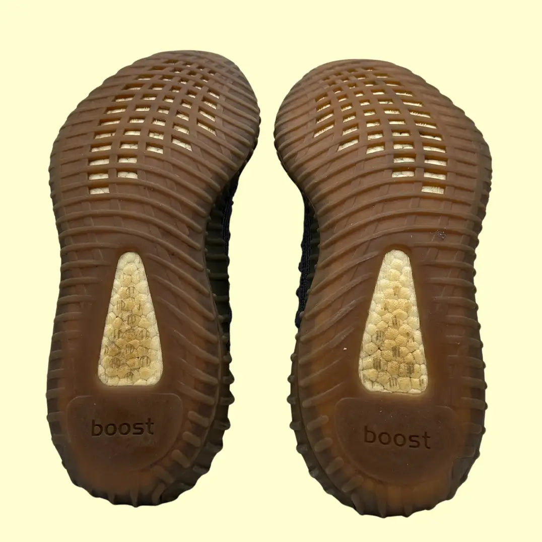 Yeezy Knit Boost Sneakers – Black/Grey (Preloved) – Comfortable & Lightweight