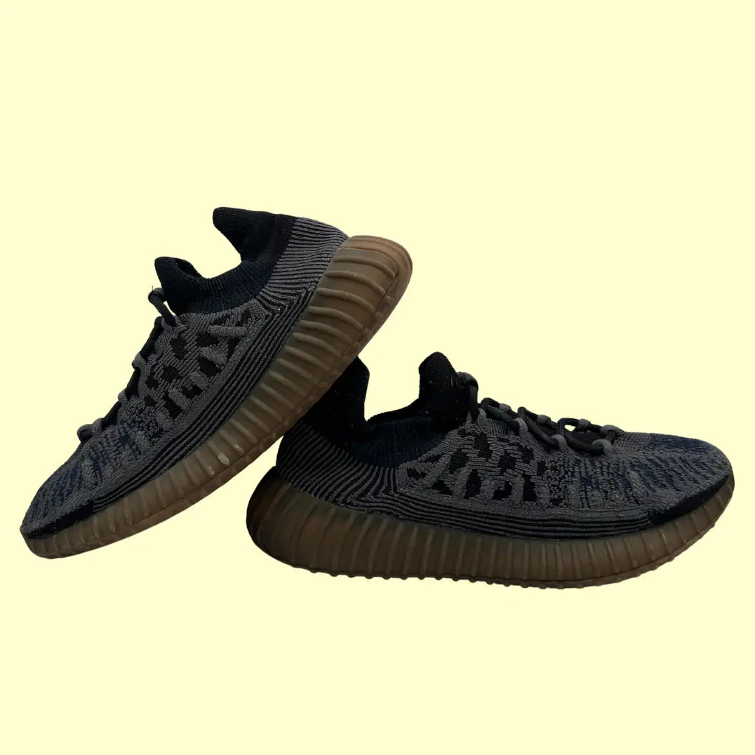 Yeezy Knit Boost Sneakers – Black/Grey (Preloved) – Comfortable & Lightweight