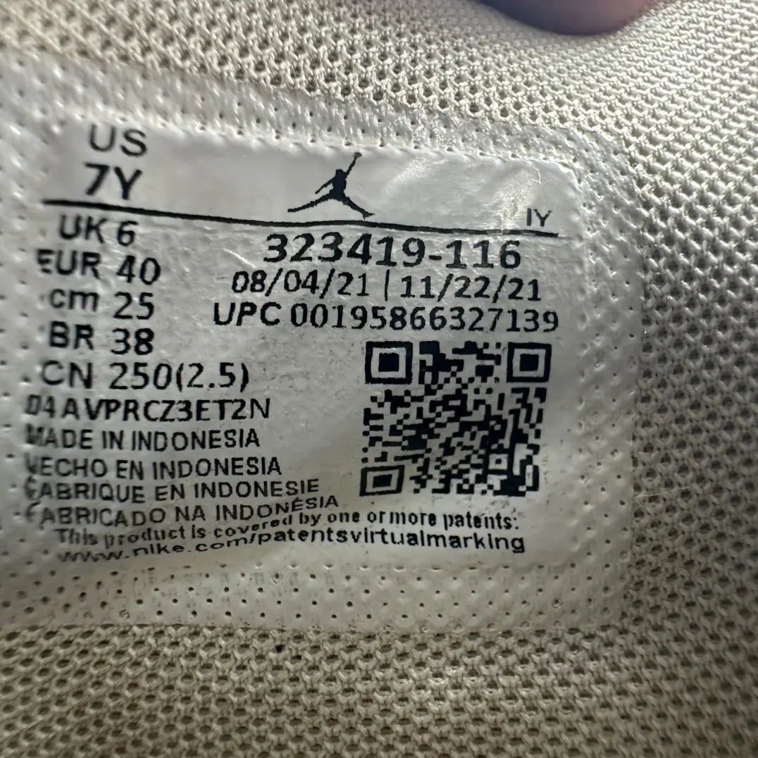 Air Jordan Jumpman Quick 6 – White/Red (Original, Preloved) – Size US 7Y / EU 40