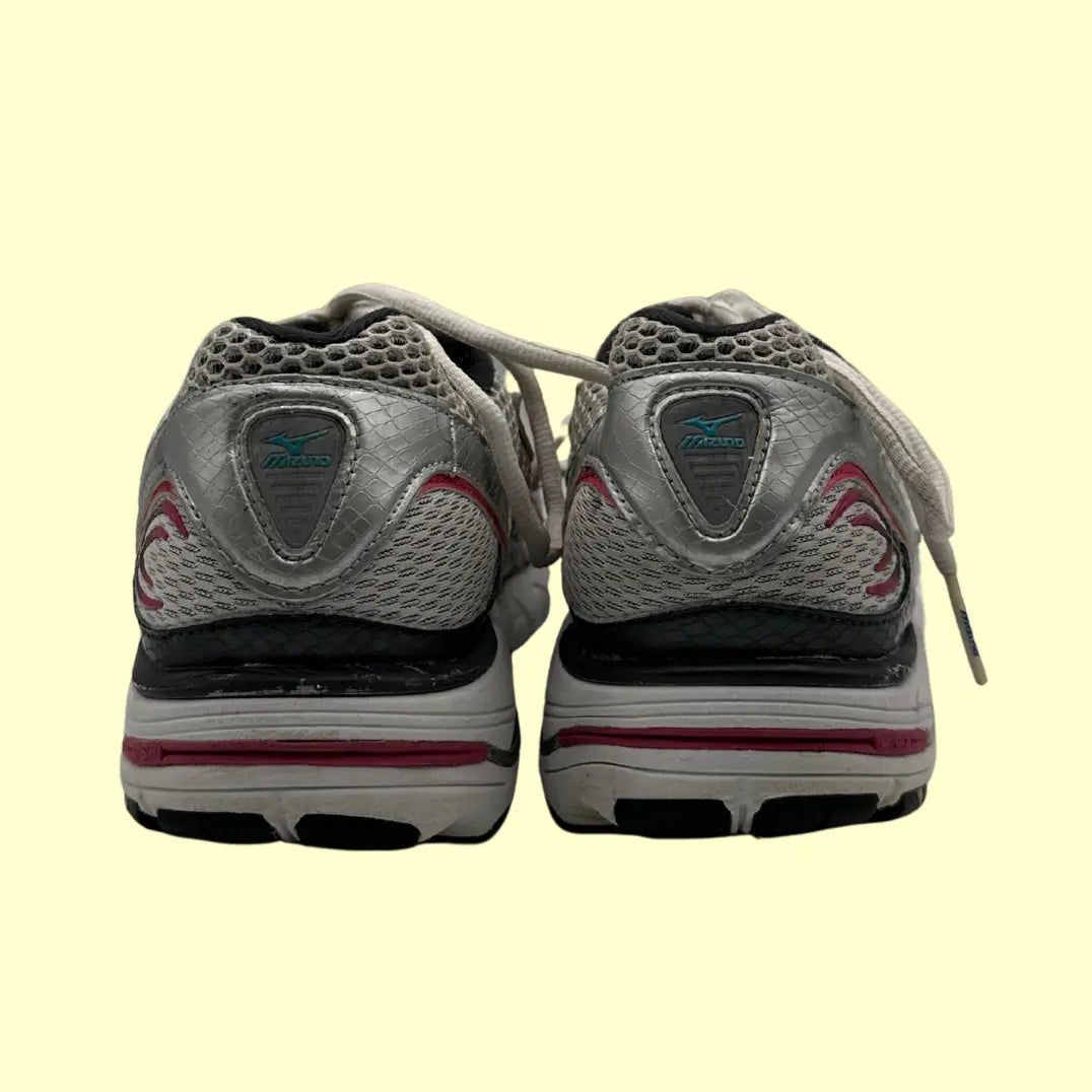 Mizuno Wave Rider Running Shoes – Silver/Pink (Original, Preloved)  US 9 / EU 40