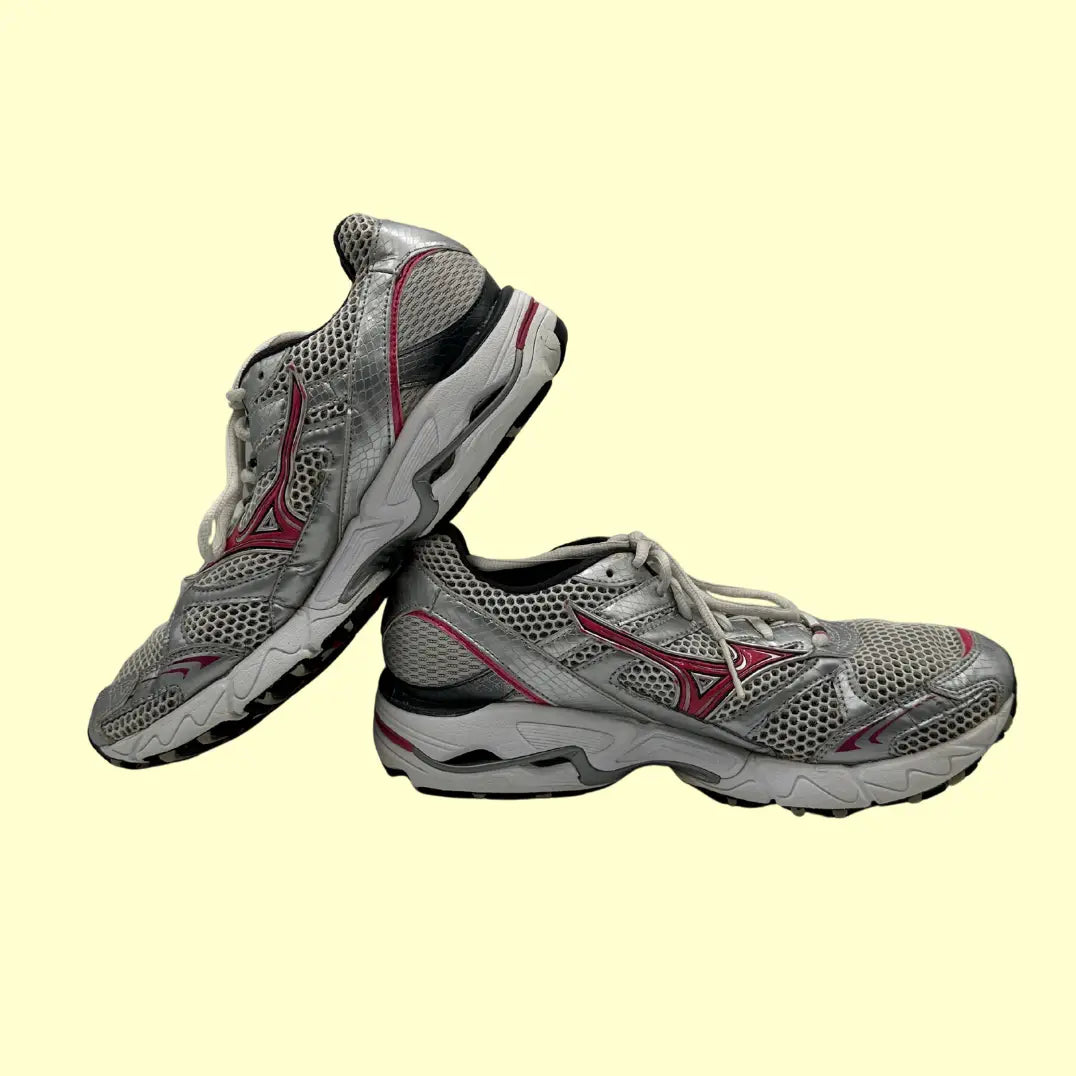 Mizuno Wave Rider Running Shoes – Silver/Pink (Original, Preloved)  US 9 / EU 40