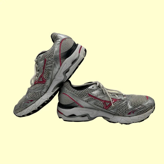 Mizuno Wave Rider Running Shoes – Silver/Pink (Original, Preloved)  US 9 / EU 40