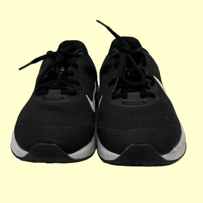 Nike Running Shoes (Black/White) – Youth 5Y / Women’s 6.5 / Men’s 5