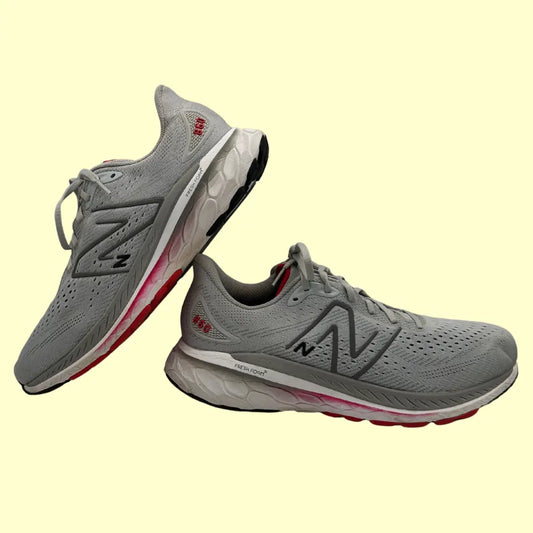 New Balance 860v13 Fresh Foam Running Shoes – Light Grey/Red – Size 12 Men
